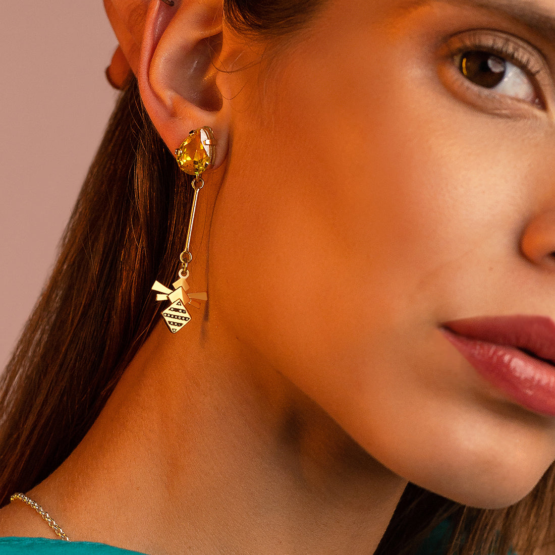 18KT Gold