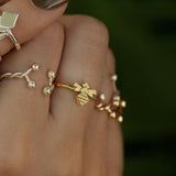 Solo Bee Ring